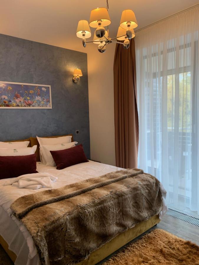 Edelweiss Apartments Silver Resort Poiana Brasov Exteriör bild